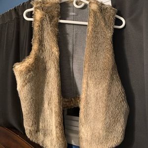 Fur vest